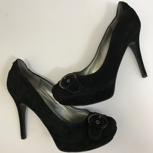 Guess black suede platform pumps size 9.5